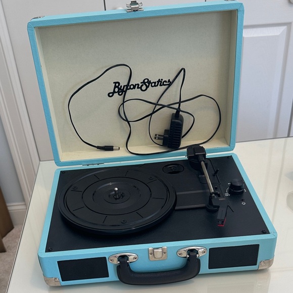 Blue Portable Turntable - Picture 2 of 6